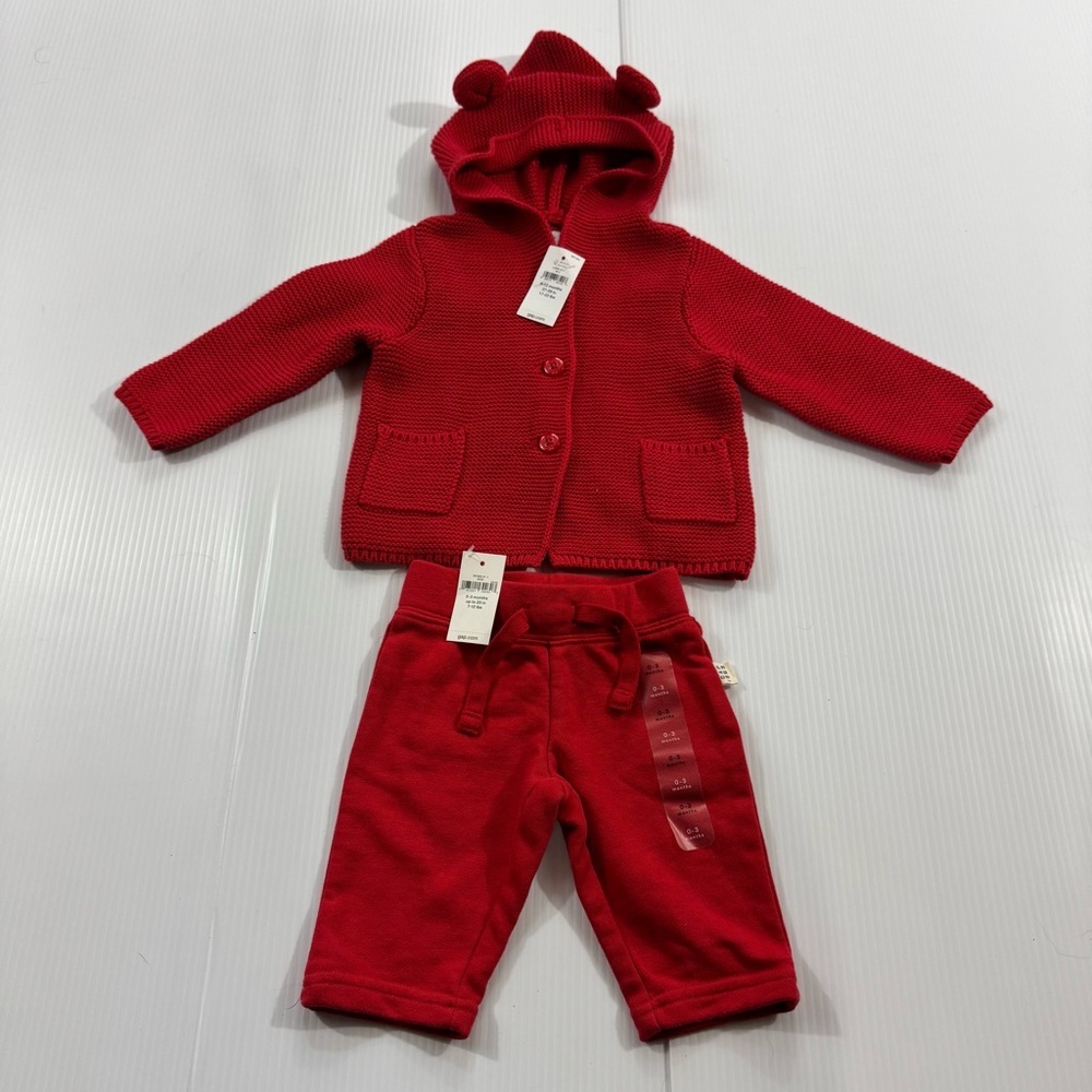 503. NWT GAP Red Knit Hoodie and Pants Set for Kids